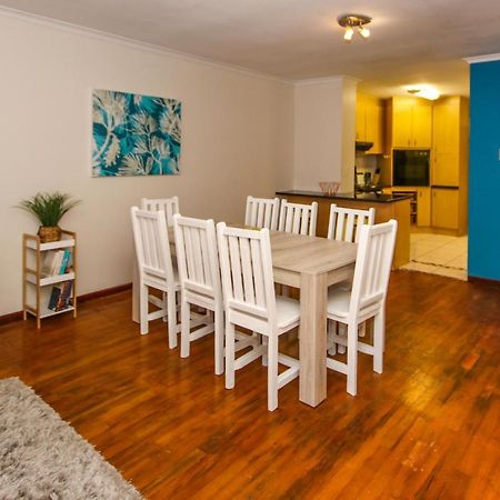 Holiday Home In Sea Point, Fresnaye Cidade Do Cabo Exterior foto