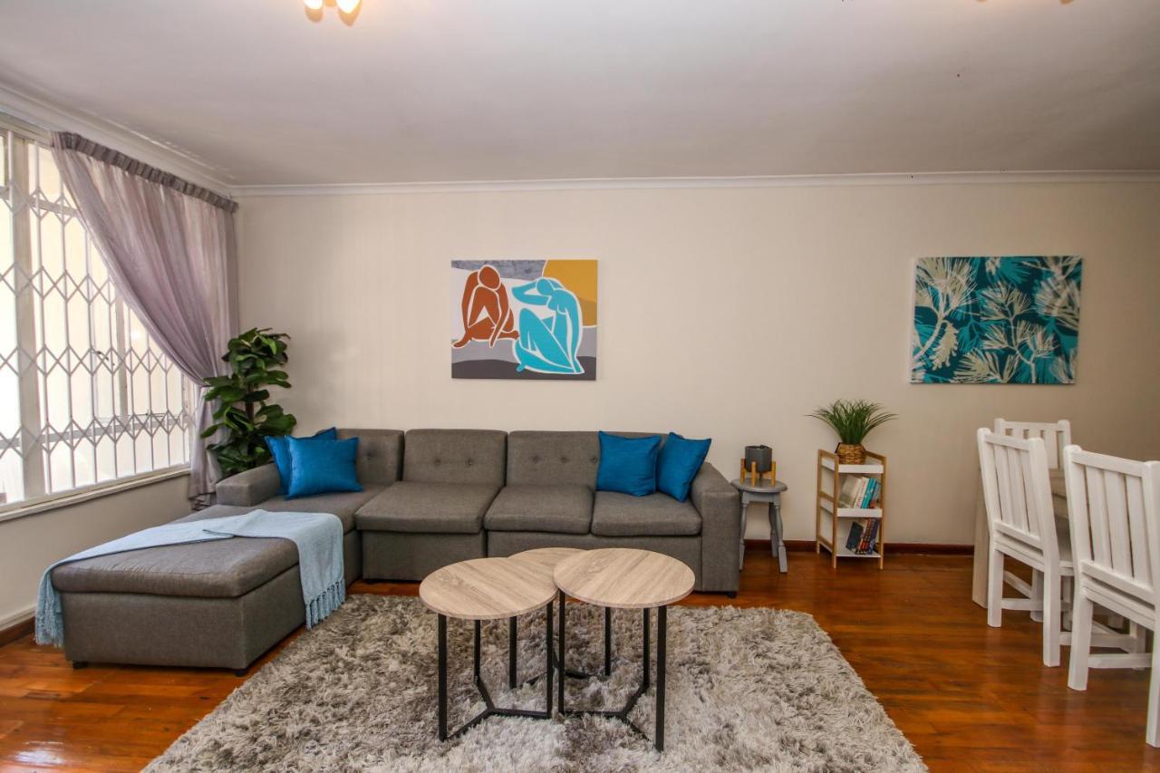Holiday Home In Sea Point, Fresnaye Cidade Do Cabo Exterior foto